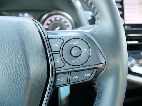 Used 2023 Toyota Camry SE image 21