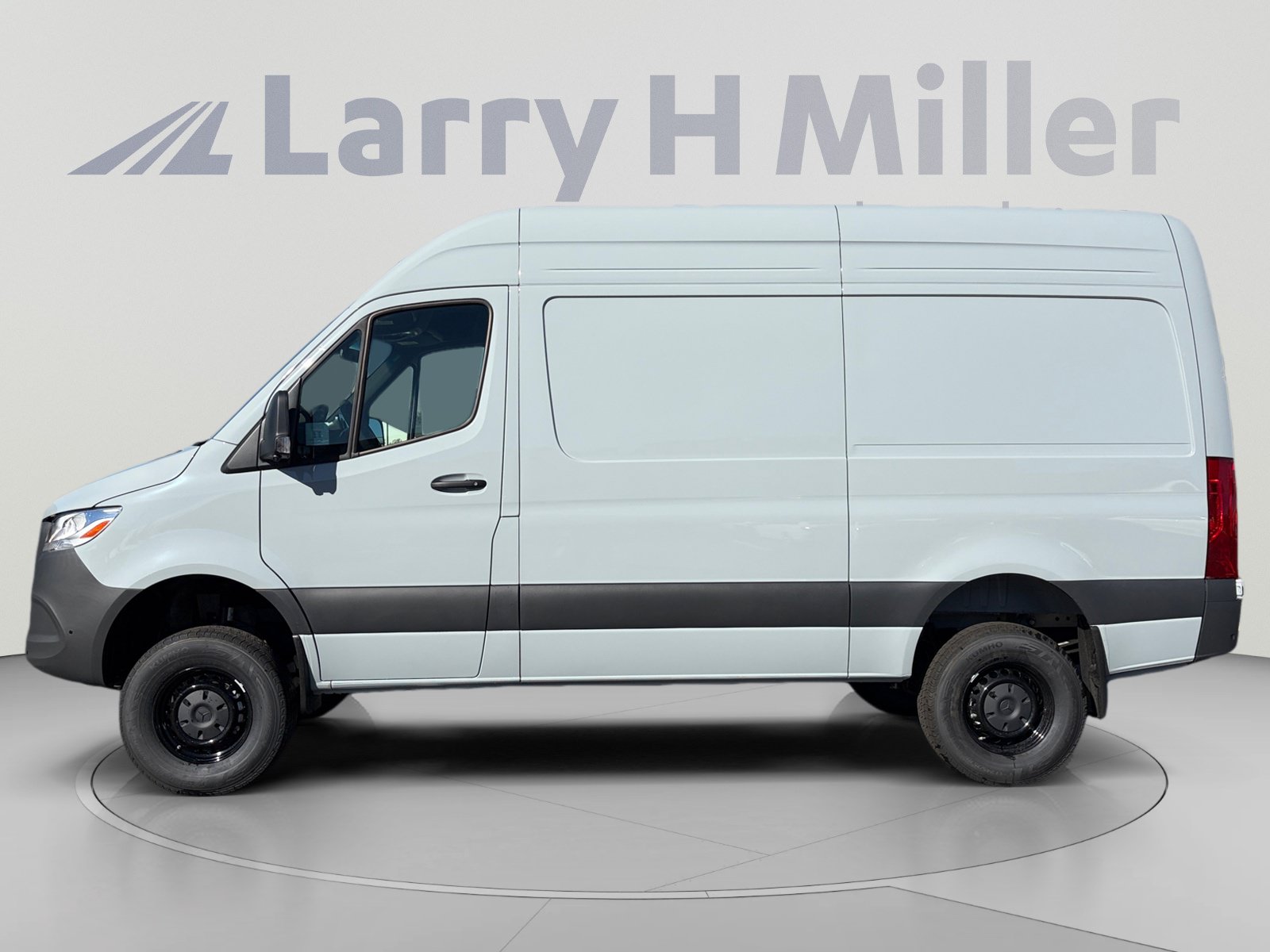 New 2026 Mercedes-Benz Sprinter 2500 image 2