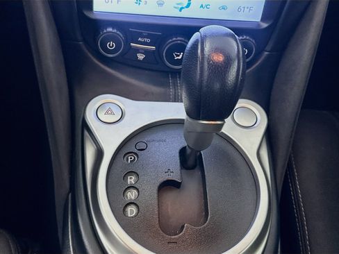 Used 2016 Nissan 370Z Roadster RWD image 23