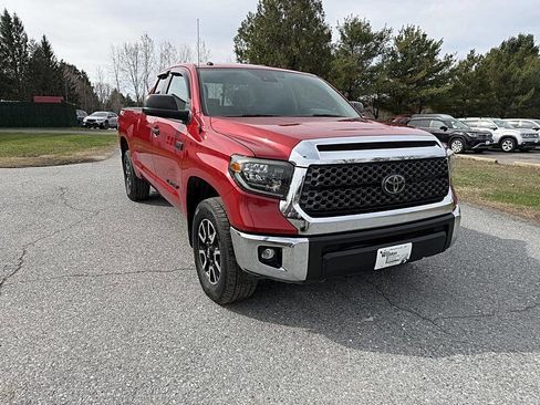 Used 2019 Toyota Tundra SR5 w/ TRD Off Road Package AWD/4WD image 8