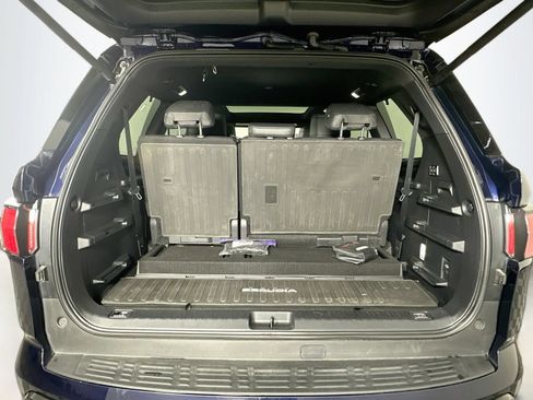Certified 2024 Toyota Sequoia Platinum AWD/4WD image 28