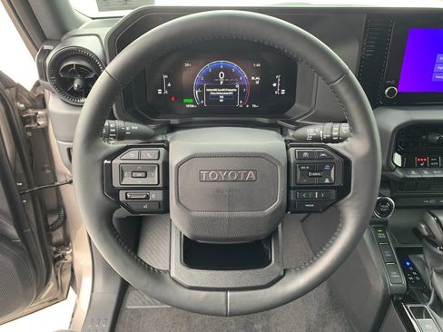 Used 2025 Toyota Land Cruiser 1958 image 27