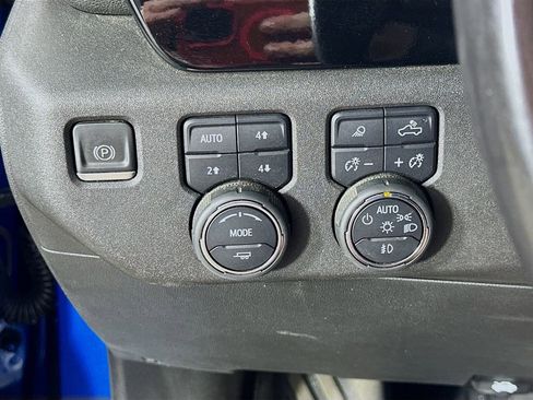 Used 2023 Chevrolet Silverado 1500 LTZ image 22