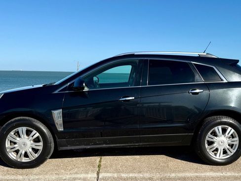 Used 2013 Cadillac SRX Luxury w/ Driver Awareness Package image 8