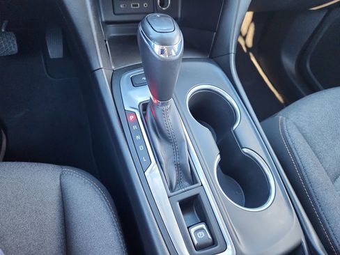 Used 2019 Chevrolet Equinox LT image 21