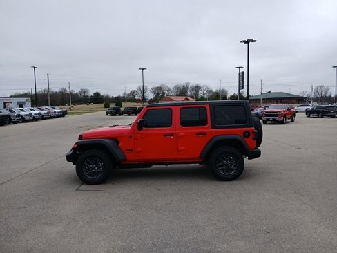 New 2026 Jeep Wrangler Unlimited Sport w/ Convenience Group image 4