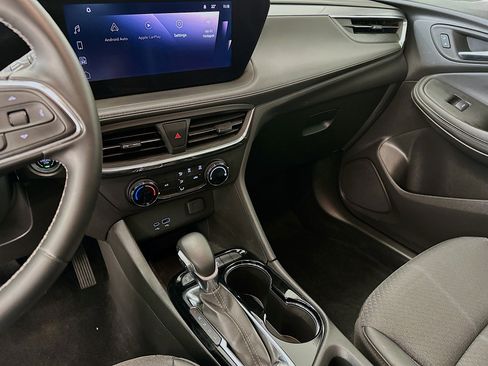 Used 2025 Buick Encore GX Preferred image 26