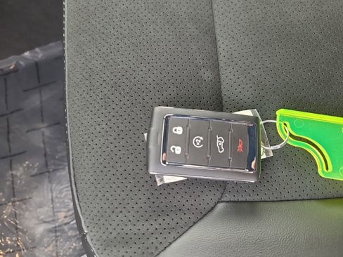 New 2025 Jeep Grand Cherokee Altitude w/ Trailer Tow Package image 28