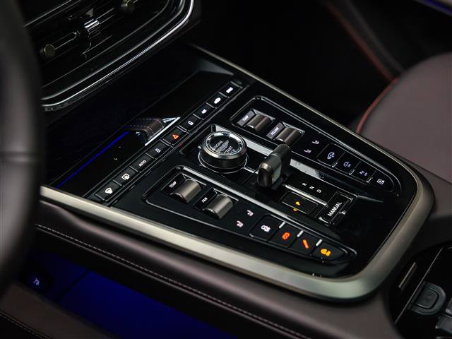 New 2026 Aston Martin DBX 707 AWD/4WD image 9