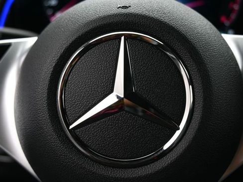 New 2026 Mercedes-Benz GLB 250 image 23