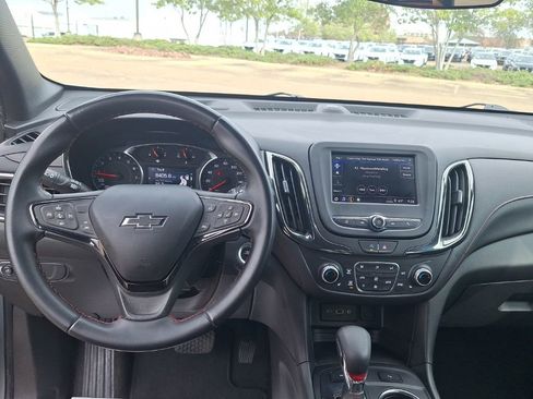 Certified 2024 Chevrolet Equinox RS image 3