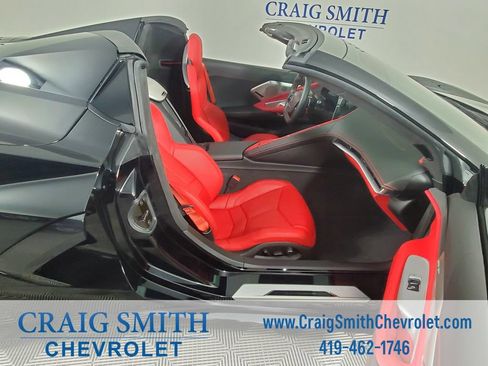 Used 2024 Chevrolet Corvette Stingray Premium Conv w/ Z51 Performance Package RWD image 13