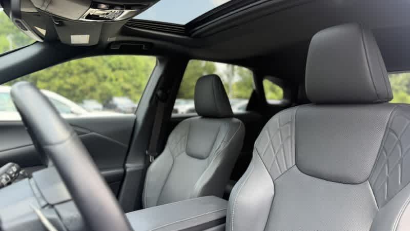 Used 2025 Lexus RX 350 Premium FWD image 25