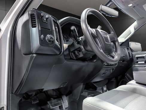 Used 2017 GMC Sierra 1500 4x4 Regular Cab image 18