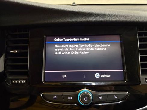 Used 2022 Buick Encore Preferred w/ Safety Package AWD/4WD image 32