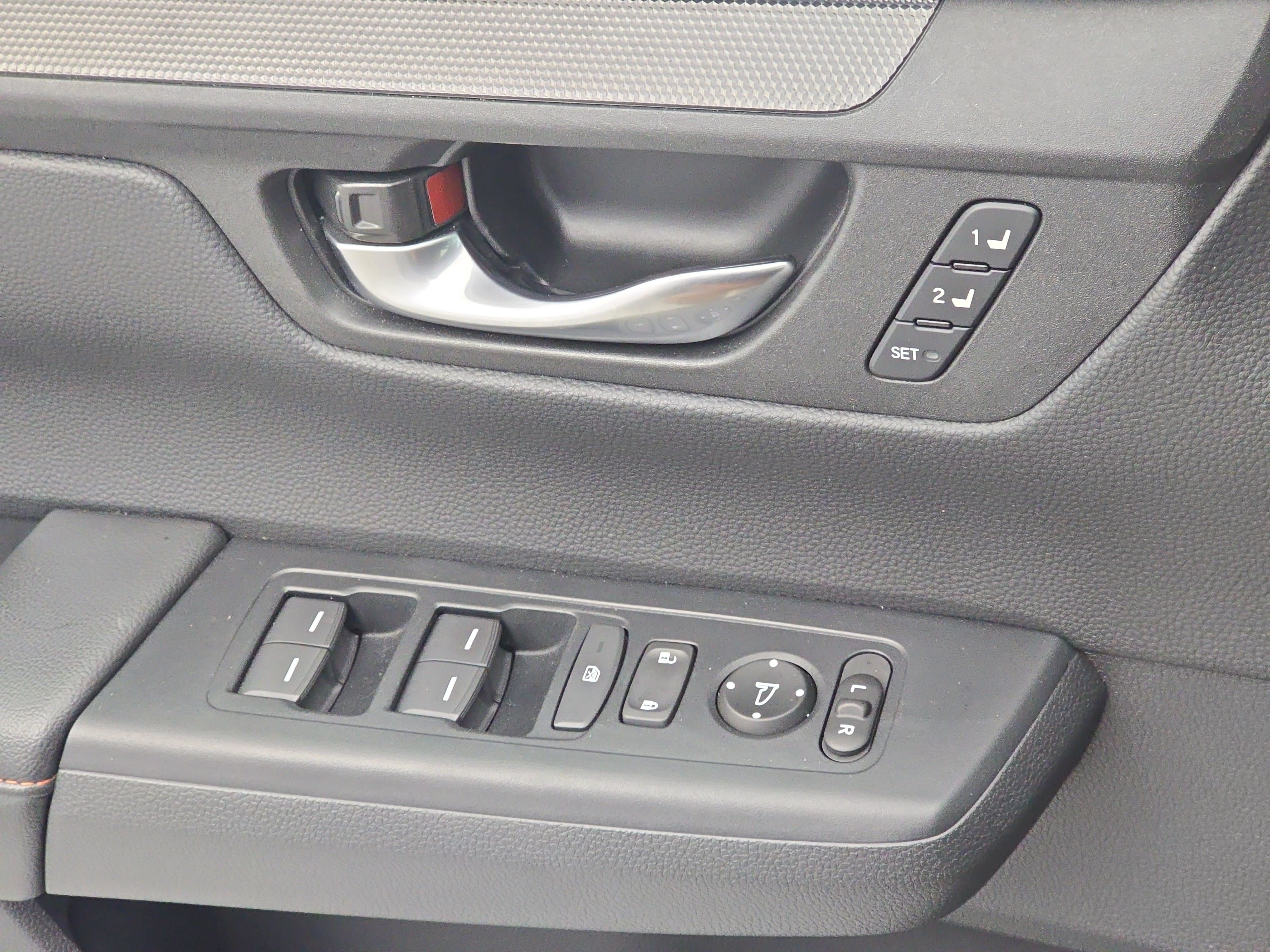 Used 2024 Honda CR-V Sport-L image 28