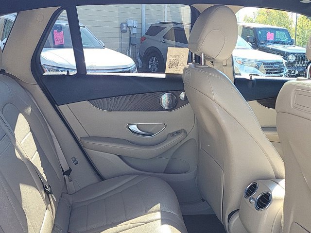 Used 2018 Mercedes-Benz GLC 300 4MATIC image 19