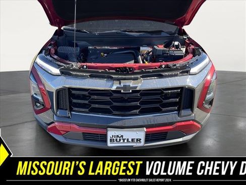 New 2025 Chevrolet Equinox ACTIV w/ Safety and Technology Package image 24