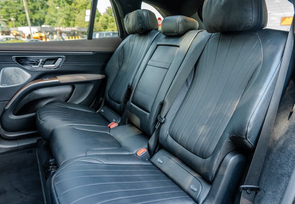 Used 2024 Mercedes-Benz EQS 450+ SUV w/ Acoustic Comfort Package image 19