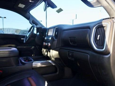 Used 2022 GMC Sierra 1500 AT4 w/ AT4 Preferred Package image 32