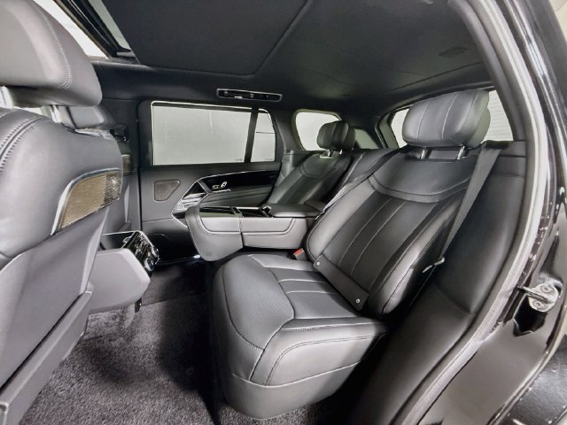 New 2027 Land Rover Range Rover Long Wheelbase Autobiography AWD/4WD image 24