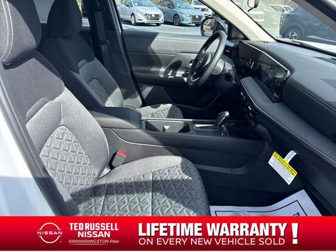 New 2026 Nissan Kicks SV image 30