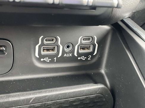 Used 2019 RAM 1500 Big Horn image 18