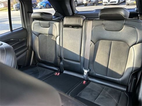 Certified 2023 Jeep Grand Cherokee Altitude image 23