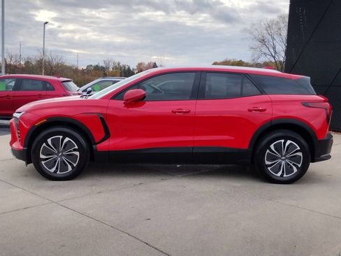 Used 2024 Chevrolet Blazer EV LT image 20