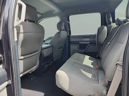 Used 2019 Ford F150 XLT w/ Equipment Group 302A Luxury image 16