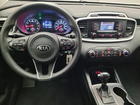 Used 2017 Kia Sorento LX FWD image 22