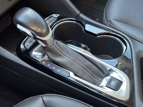 Used 2024 Buick Encore GX Sport Touring image 22