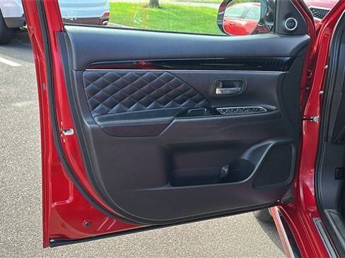 Used 2022 Mitsubishi Outlander GT image 10