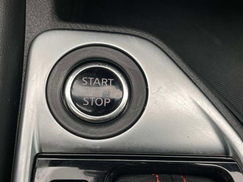 Used 2024 Nissan Sentra SR w/ SR Premium Package FWD image 29