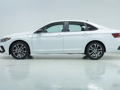 New 2026 Volkswagen Jetta Sport FWD image 4