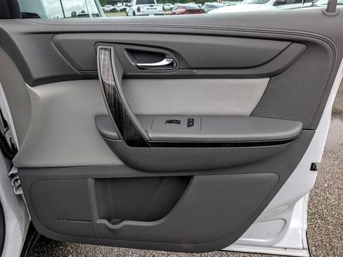 Used 2016 GMC Acadia SLT FWD image 11