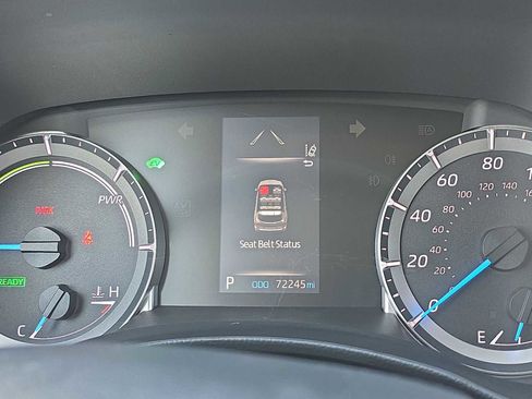 Used 2022 Toyota Highlander LE image 22