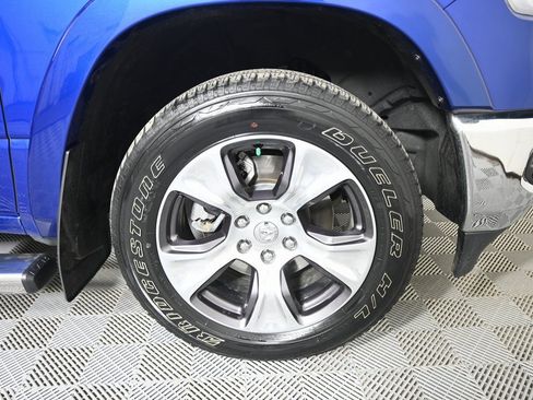 Used 2019 RAM 1500 Laramie image 12