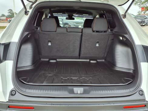 Used 2023 Honda HR-V Sport image 8