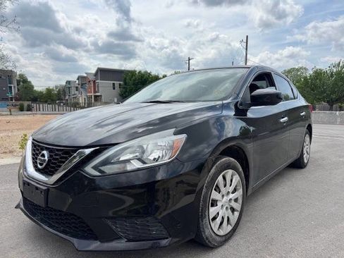 Used 2017 Nissan Sentra S image 2