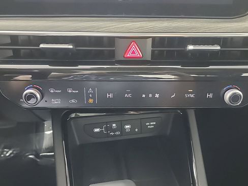 Used 2025 Kia K5 EX image 30