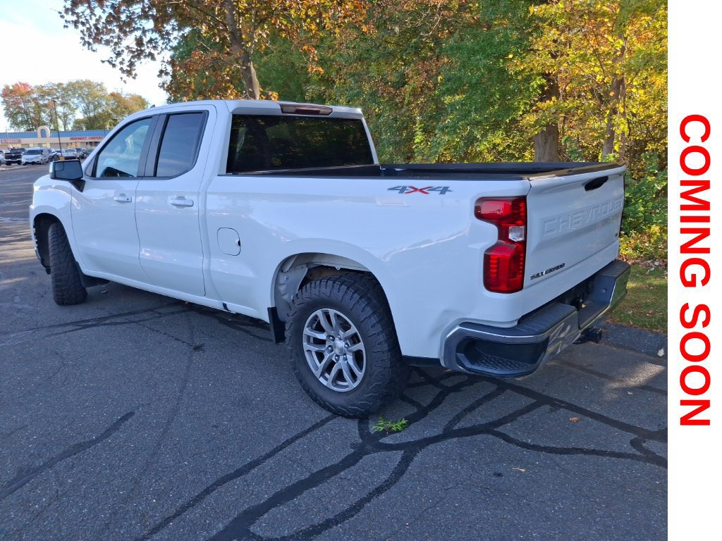 Used 2020 Chevrolet Silverado 1500 LT AWD/4WD image 9