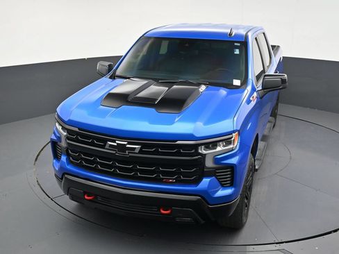 Used 2025 Chevrolet Silverado 1500 LT Trail Boss w/ Convenience Package II AWD/4WD image 19