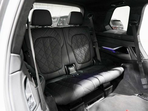 Used 2023 BMW X7 xDrive40i w/ Executive Package image 34