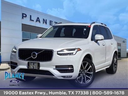 Used 2016 Volvo XC90 T6 Momentum w/ Momentum Plus Package
