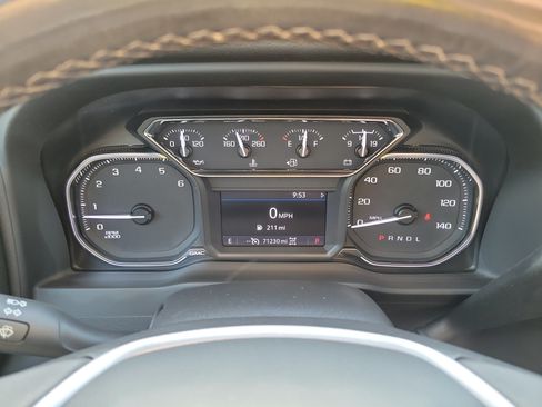 Used 2022 GMC Sierra 1500 SLT AWD/4WD image 24