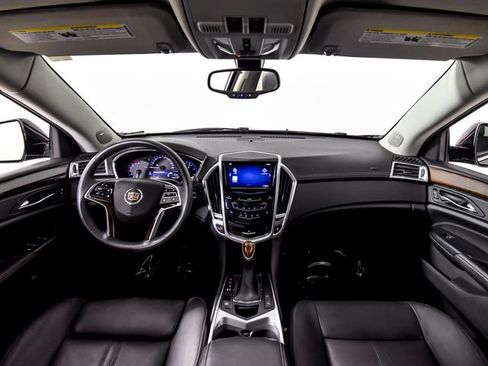 Used 2014 Cadillac SRX Luxury FWD image 3