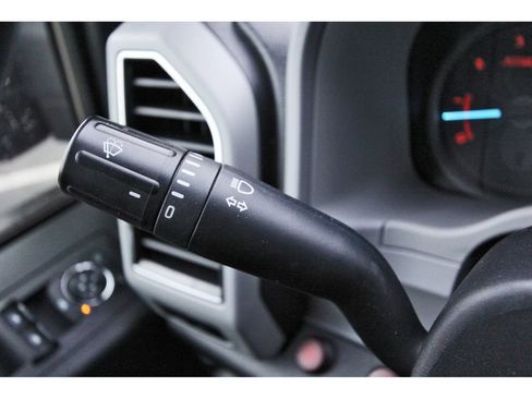 Used 2019 Ford F150 XLT w/ Equipment Group 302A Luxury AWD/4WD image 20