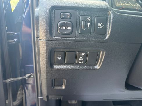 Used 2021 Toyota 4Runner SR5 Premium w/ Moonroof Package AWD/4WD image 23