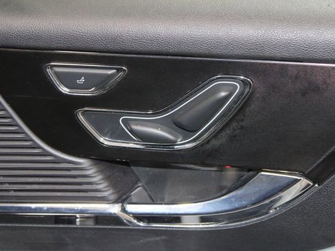 Used 2022 Lincoln Corsair Reserve w/ Equipment Group 201A image 28